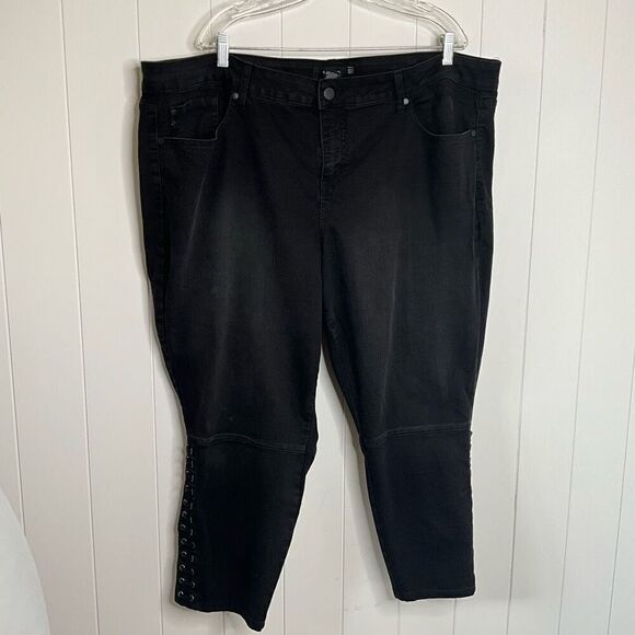 Torrid Womens Plus Size 26 Denim Jeans Black Lace Up Leg Pockets Zip Fly - Picture 1 of 12